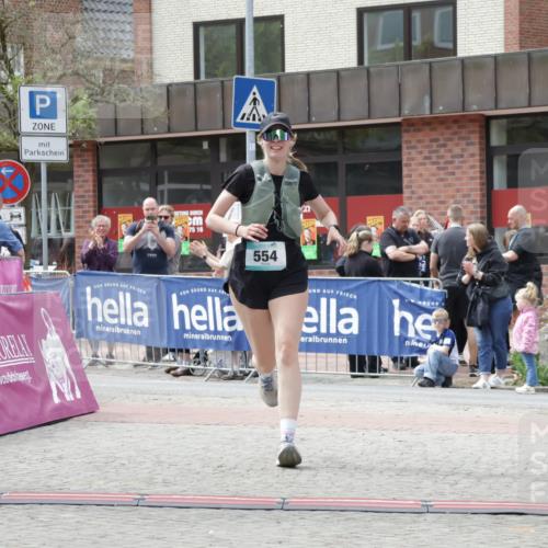 10.05.2026 - 8. Wedeler Halbmarathon Yannick Fuchs http://msf.ph/oto/9730623 10.05.2026 12:18:03 Ziel 554 meine-sportfotos.de