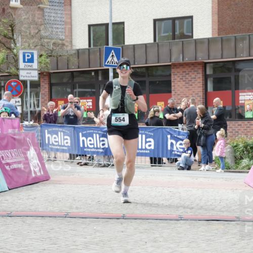 10.05.2026 - 8. Wedeler Halbmarathon Yannick Fuchs http://msf.ph/oto/9730629 10.05.2026 12:18:03 Ziel 554 meine-sportfotos.de