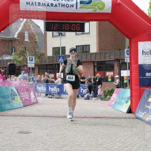 10.05.2026 - 8. Wedeler Halbmarathon Yannick Fuchs http://msf.ph/oto/9730634 10.05.2026 12:18:04 Ziel 554 meine-sportfotos.de
