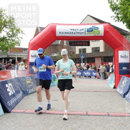10.05.2026 - 8. Wedeler Halbmarathon Yannick Fuchs http://msf.ph/oto/9730650 10.05.2026 11:44:54 Ziel 49, 189, 472, 2213, 2214 meine-sportfotos.de