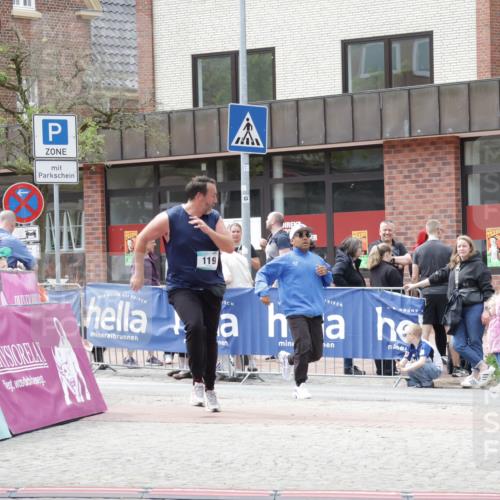 10.05.2026 - 8. Wedeler Halbmarathon Yannick Fuchs http://msf.ph/oto/9730822 10.05.2026 12:18:20 Ziel 119, 2055 meine-sportfotos.de