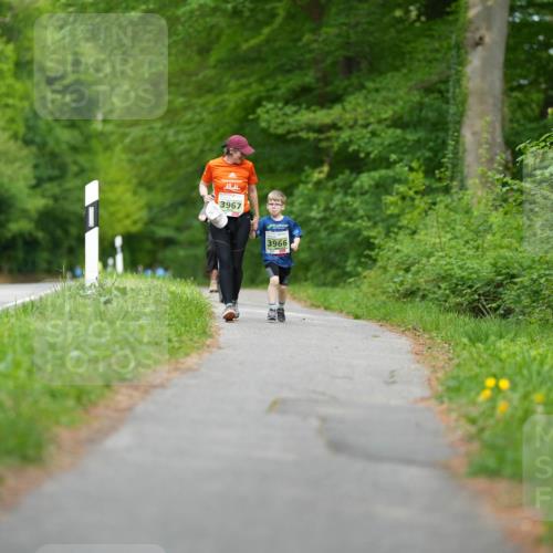 09.05.2026 - Störlauf LAZAROV Photography http://msf.ph/oto/9730844 09.05.2026 17:41:30 Laufen 3967, 3966 meine-sportfotos.de