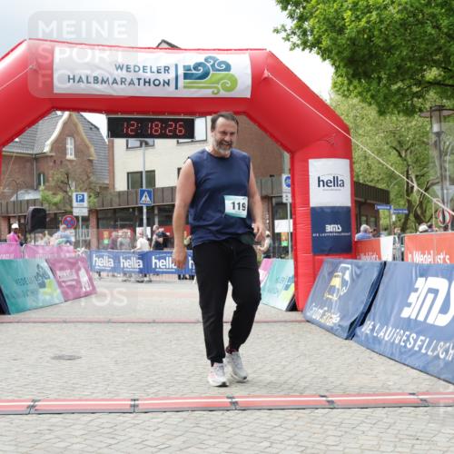 10.05.2026 - 8. Wedeler Halbmarathon Yannick Fuchs http://msf.ph/oto/9730884 10.05.2026 12:18:24 Ziel 119 meine-sportfotos.de