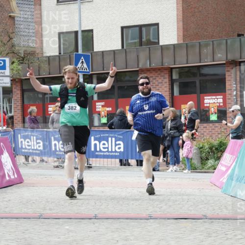 10.05.2026 - 8. Wedeler Halbmarathon Yannick Fuchs http://msf.ph/oto/9730907 10.05.2026 12:18:42 Ziel 382, 977 meine-sportfotos.de