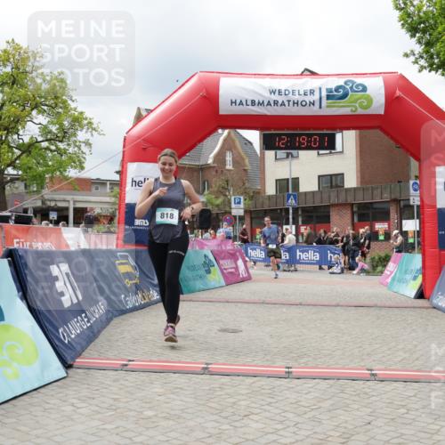 10.05.2026 - 8. Wedeler Halbmarathon Yannick Fuchs http://msf.ph/oto/9731031 10.05.2026 12:18:59 Ziel 3, 818 meine-sportfotos.de