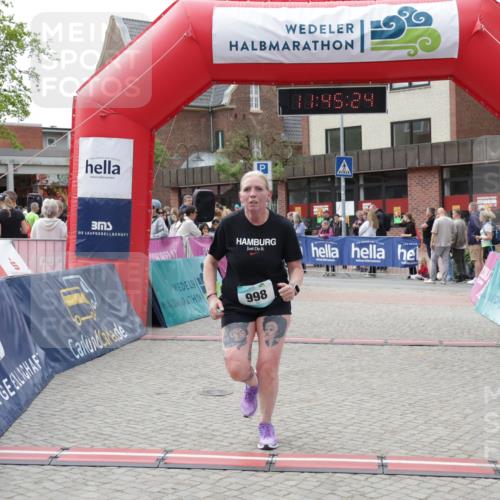 10.05.2026 - 8. Wedeler Halbmarathon Yannick Fuchs http://msf.ph/oto/9731129 10.05.2026 11:45:22 Ziel 660, 998 meine-sportfotos.de
