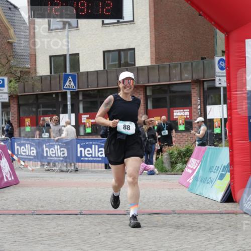 10.05.2026 - 8. Wedeler Halbmarathon Yannick Fuchs http://msf.ph/oto/9731133 10.05.2026 12:19:10 Ziel 88 meine-sportfotos.de