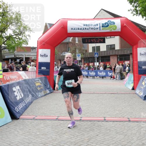 10.05.2026 - 8. Wedeler Halbmarathon Yannick Fuchs http://msf.ph/oto/9731138 10.05.2026 11:45:22 Ziel 660, 998 meine-sportfotos.de