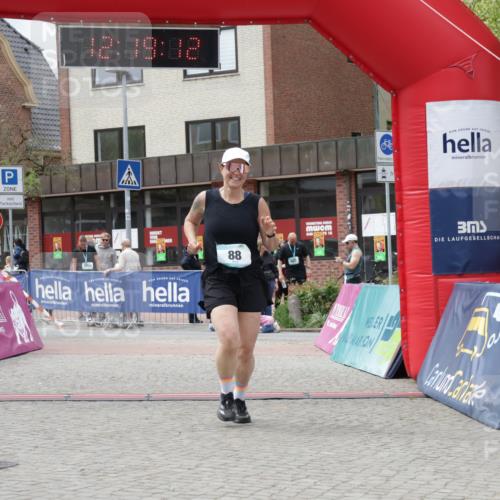 10.05.2026 - 8. Wedeler Halbmarathon Yannick Fuchs http://msf.ph/oto/9731140 10.05.2026 12:19:10 Ziel 88 meine-sportfotos.de