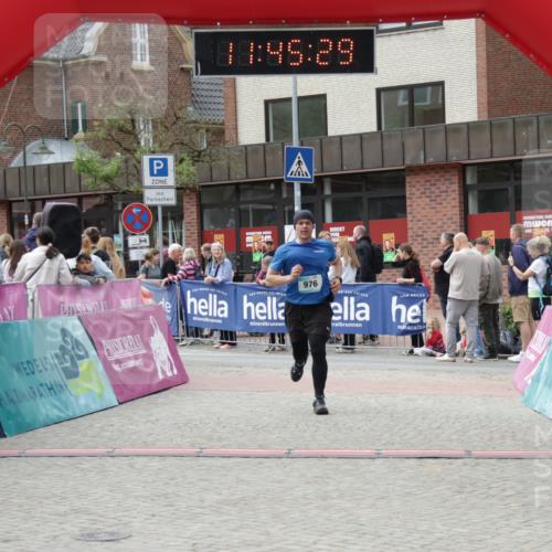 10.05.2026 - 8. Wedeler Halbmarathon Yannick Fuchs http://msf.ph/oto/9731173 10.05.2026 11:45:28 Ziel 976 meine-sportfotos.de