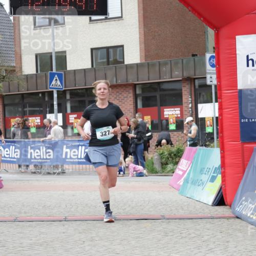 10.05.2026 - 8. Wedeler Halbmarathon Yannick Fuchs http://msf.ph/oto/9731466 10.05.2026 12:19:45 Ziel 327, 1057 meine-sportfotos.de
