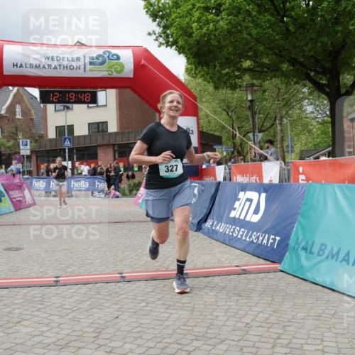 10.05.2026 - 8. Wedeler Halbmarathon Yannick Fuchs http://msf.ph/oto/9731495 10.05.2026 12:19:47 Ziel 327, 1057 meine-sportfotos.de