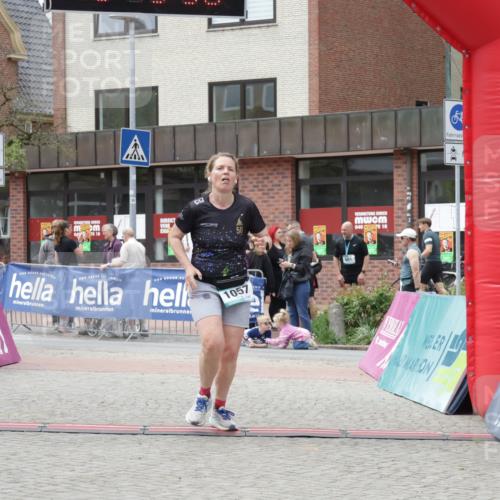 10.05.2026 - 8. Wedeler Halbmarathon Yannick Fuchs http://msf.ph/oto/9731508 10.05.2026 12:19:48 Ziel 327, 1057 meine-sportfotos.de