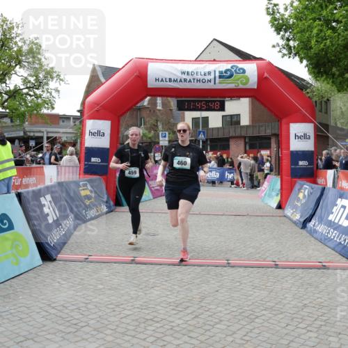 10.05.2026 - 8. Wedeler Halbmarathon Yannick Fuchs http://msf.ph/oto/9731509 10.05.2026 11:45:46 Ziel 370, 459, 460, 2069 meine-sportfotos.de