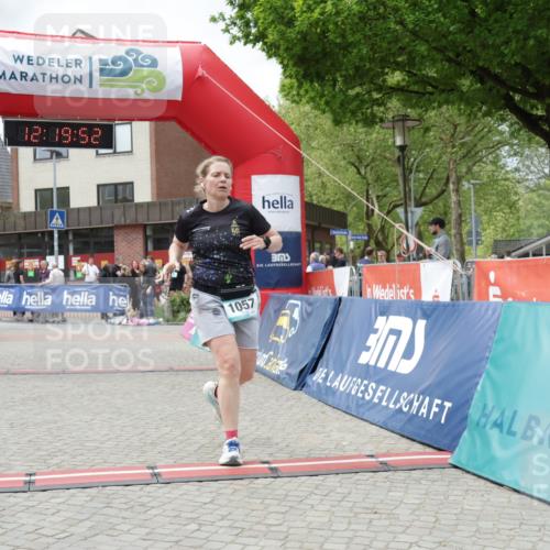 10.05.2026 - 8. Wedeler Halbmarathon Yannick Fuchs http://msf.ph/oto/9731532 10.05.2026 12:19:50 Ziel 327, 1057 meine-sportfotos.de