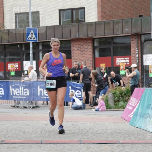 10.05.2026 - 8. Wedeler Halbmarathon Yannick Fuchs http://msf.ph/oto/9731656 10.05.2026 12:21:12 Ziel 2188 meine-sportfotos.de