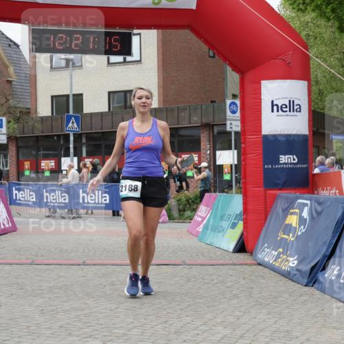 10.05.2026 - 8. Wedeler Halbmarathon Yannick Fuchs http://msf.ph/oto/9731672 10.05.2026 12:21:13 Ziel 93, 2188 meine-sportfotos.de
