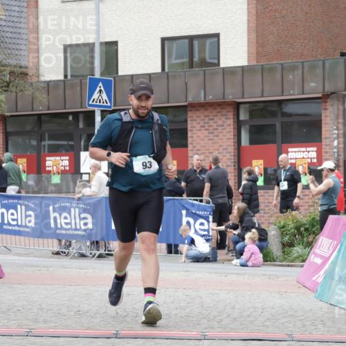 10.05.2026 - 8. Wedeler Halbmarathon Yannick Fuchs http://msf.ph/oto/9731696 10.05.2026 12:21:17 Ziel 93, 2188 meine-sportfotos.de