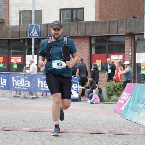 10.05.2026 - 8. Wedeler Halbmarathon Yannick Fuchs http://msf.ph/oto/9731710 10.05.2026 12:21:18 Ziel 93, 2188 meine-sportfotos.de