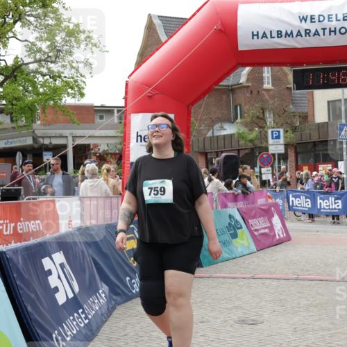 10.05.2026 - 8. Wedeler Halbmarathon Yannick Fuchs http://msf.ph/oto/9731734 10.05.2026 11:46:01 Ziel 759 meine-sportfotos.de