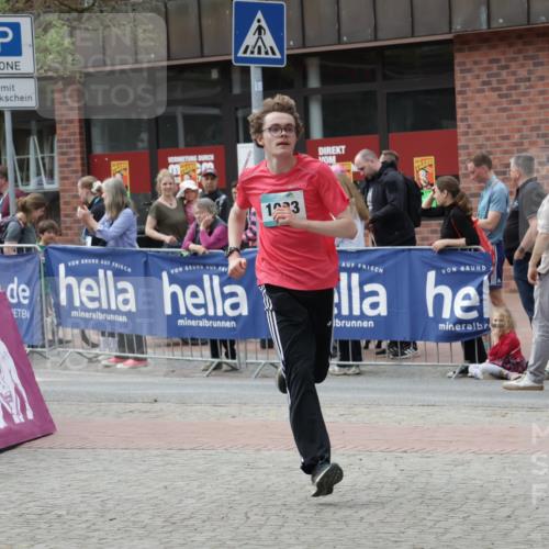 10.05.2026 - 8. Wedeler Halbmarathon Yannick Fuchs http://msf.ph/oto/9731757 10.05.2026 11:46:06 Ziel 1023 meine-sportfotos.de