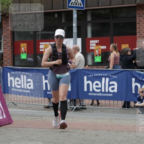 10.05.2026 - 8. Wedeler Halbmarathon Yannick Fuchs http://msf.ph/oto/9731763 10.05.2026 12:21:26 Ziel 617 meine-sportfotos.de