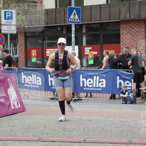 10.05.2026 - 8. Wedeler Halbmarathon Yannick Fuchs http://msf.ph/oto/9731777 10.05.2026 12:21:27 Ziel 617 meine-sportfotos.de