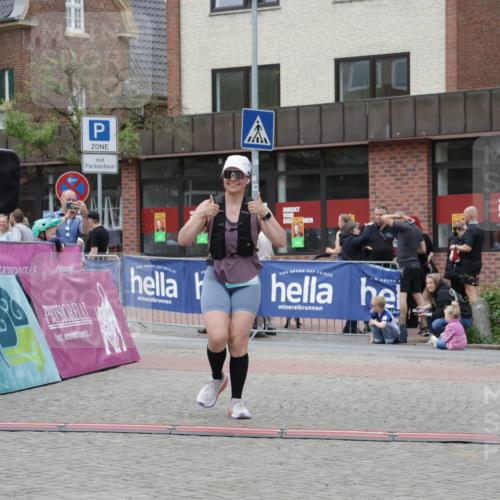 10.05.2026 - 8. Wedeler Halbmarathon Yannick Fuchs http://msf.ph/oto/9731786 10.05.2026 12:21:28 Ziel 617 meine-sportfotos.de