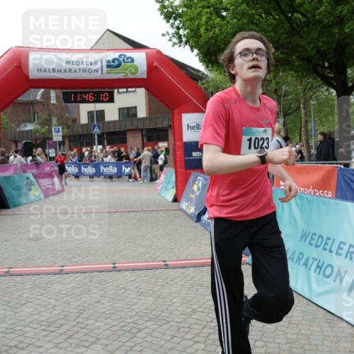 10.05.2026 - 8. Wedeler Halbmarathon Yannick Fuchs http://msf.ph/oto/9731830 10.05.2026 11:46:09 Ziel 580, 1023 meine-sportfotos.de