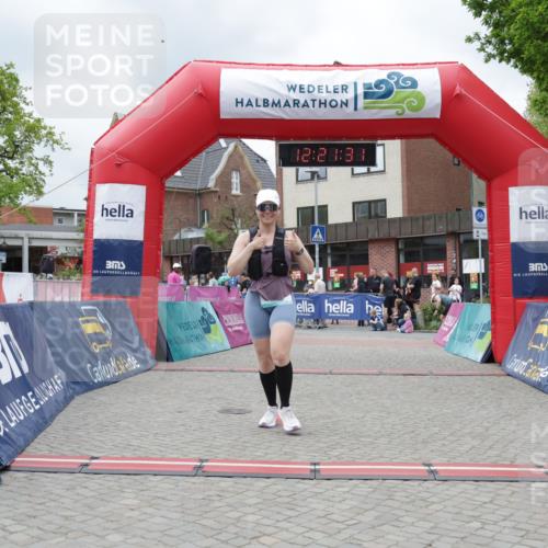 10.05.2026 - 8. Wedeler Halbmarathon Yannick Fuchs http://msf.ph/oto/9731835 10.05.2026 12:21:29 Ziel 617 meine-sportfotos.de