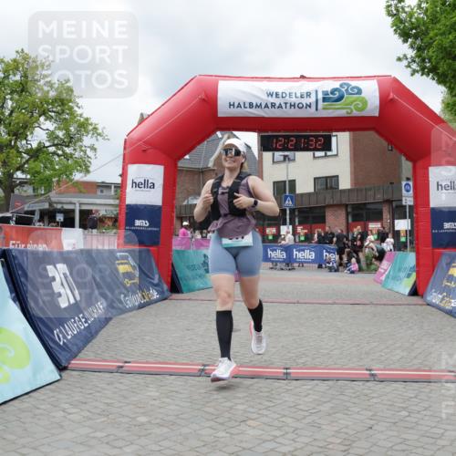 10.05.2026 - 8. Wedeler Halbmarathon Yannick Fuchs http://msf.ph/oto/9731852 10.05.2026 12:21:30 Ziel 617 meine-sportfotos.de
