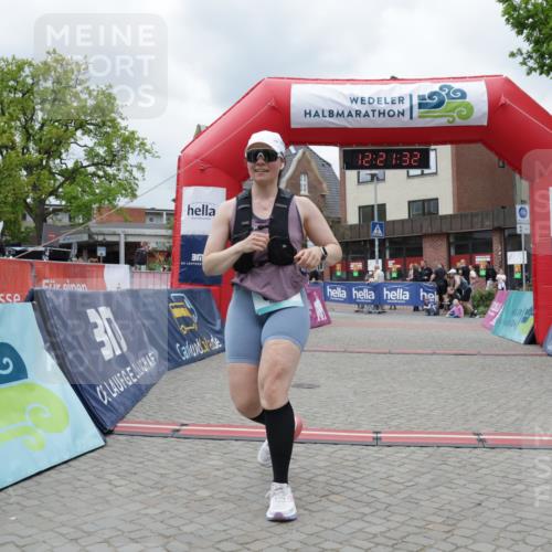 10.05.2026 - 8. Wedeler Halbmarathon Yannick Fuchs http://msf.ph/oto/9731868 10.05.2026 12:21:30 Ziel 617 meine-sportfotos.de