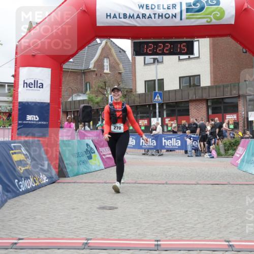 10.05.2026 - 8. Wedeler Halbmarathon Yannick Fuchs http://msf.ph/oto/9731933 10.05.2026 12:22:13 Ziel 270 meine-sportfotos.de