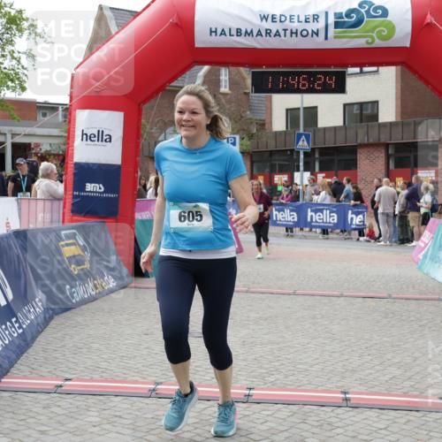 10.05.2026 - 8. Wedeler Halbmarathon Yannick Fuchs http://msf.ph/oto/9732092 10.05.2026 11:46:22 Ziel 158, 605, 2032, 2033 meine-sportfotos.de
