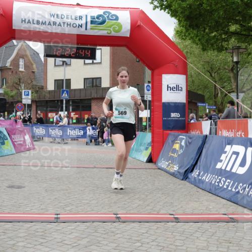 10.05.2026 - 8. Wedeler Halbmarathon Yannick Fuchs http://msf.ph/oto/9732100 10.05.2026 12:22:42 Ziel 569 meine-sportfotos.de