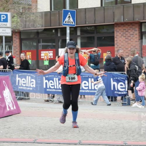10.05.2026 - 8. Wedeler Halbmarathon Yannick Fuchs http://msf.ph/oto/9732159 10.05.2026 12:23:03 Ziel 196 meine-sportfotos.de