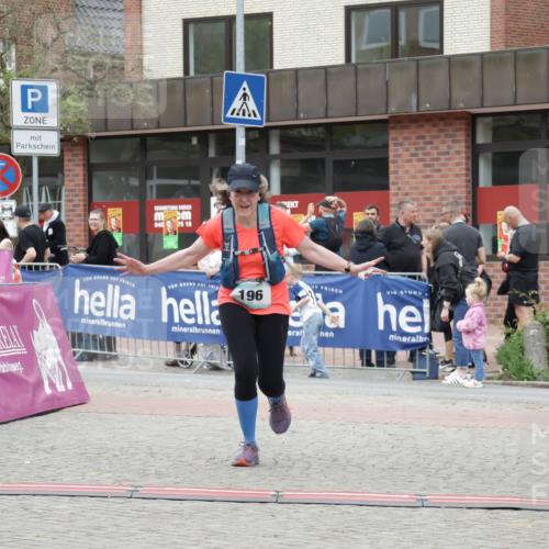 10.05.2026 - 8. Wedeler Halbmarathon Yannick Fuchs http://msf.ph/oto/9732171 10.05.2026 12:23:04 Ziel 196 meine-sportfotos.de