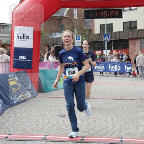 10.05.2026 - 8. Wedeler Halbmarathon Yannick Fuchs http://msf.ph/oto/9732192 10.05.2026 11:46:28 Ziel 158, 740 meine-sportfotos.de