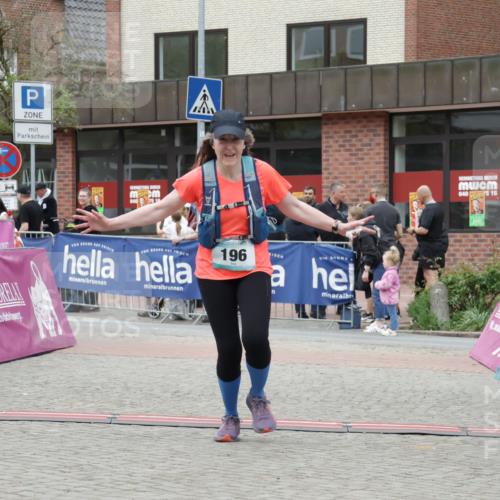 10.05.2026 - 8. Wedeler Halbmarathon Yannick Fuchs http://msf.ph/oto/9732194 10.05.2026 12:23:05 Ziel 196 meine-sportfotos.de
