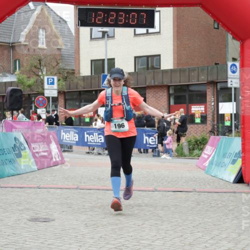 10.05.2026 - 8. Wedeler Halbmarathon Yannick Fuchs http://msf.ph/oto/9732209 10.05.2026 12:23:05 Ziel 196 meine-sportfotos.de