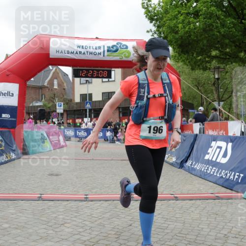 10.05.2026 - 8. Wedeler Halbmarathon Yannick Fuchs http://msf.ph/oto/9732244 10.05.2026 12:23:06 Ziel 196 meine-sportfotos.de