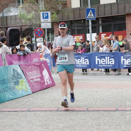10.05.2026 - 8. Wedeler Halbmarathon Yannick Fuchs http://msf.ph/oto/9732263 10.05.2026 11:46:37 Ziel 719, 721, 2216 meine-sportfotos.de
