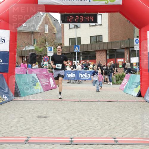 10.05.2026 - 8. Wedeler Halbmarathon Yannick Fuchs http://msf.ph/oto/9732369 10.05.2026 12:23:42 Ziel 181, 449 meine-sportfotos.de