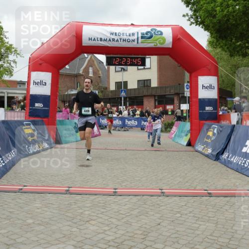 10.05.2026 - 8. Wedeler Halbmarathon Yannick Fuchs http://msf.ph/oto/9732393 10.05.2026 12:23:43 Ziel 181, 449 meine-sportfotos.de