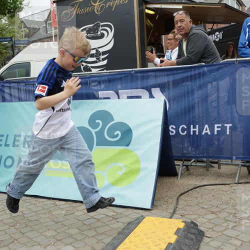 10.05.2026 - 8. Wedeler Halbmarathon Yannick Fuchs http://msf.ph/oto/9732453 10.05.2026 12:23:45 Ziel 181, 449 meine-sportfotos.de