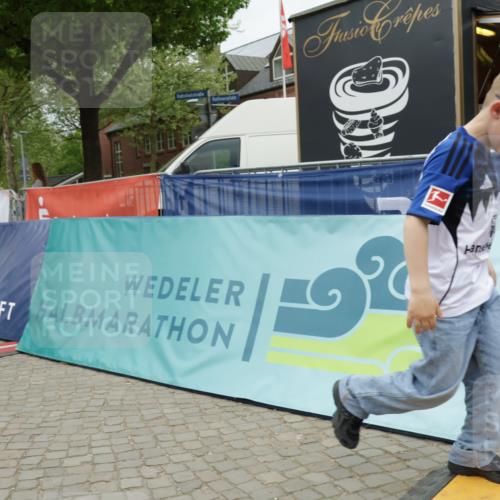 10.05.2026 - 8. Wedeler Halbmarathon Yannick Fuchs http://msf.ph/oto/9732458 10.05.2026 12:23:46 Ziel 181, 449 meine-sportfotos.de