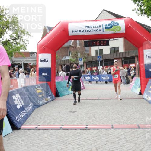 10.05.2026 - 8. Wedeler Halbmarathon Yannick Fuchs http://msf.ph/oto/9732522 10.05.2026 11:46:51 Ziel 831, 914, 2237 meine-sportfotos.de