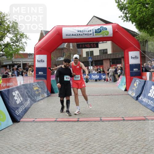 10.05.2026 - 8. Wedeler Halbmarathon Yannick Fuchs http://msf.ph/oto/9732562 10.05.2026 11:46:54 Ziel 914, 2237 meine-sportfotos.de