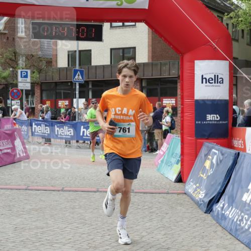10.05.2026 - 8. Wedeler Halbmarathon Yannick Fuchs http://msf.ph/oto/9732641 10.05.2026 11:47:00 Ziel 761, 1056 meine-sportfotos.de