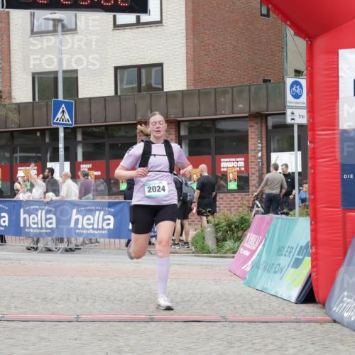 10.05.2026 - 8. Wedeler Halbmarathon Yannick Fuchs http://msf.ph/oto/9732642 10.05.2026 12:25:00 Ziel 2024 meine-sportfotos.de